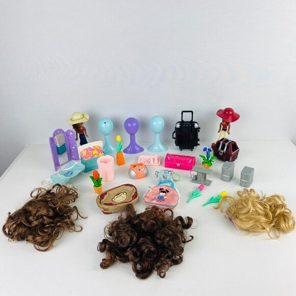 Bratz Dolls Wigs Suitcase Boombox Backpack Toy Accessories Lot Pretend Play